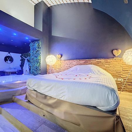 La Parenthese Envoutee Aparthotel Amiens Exterior photo