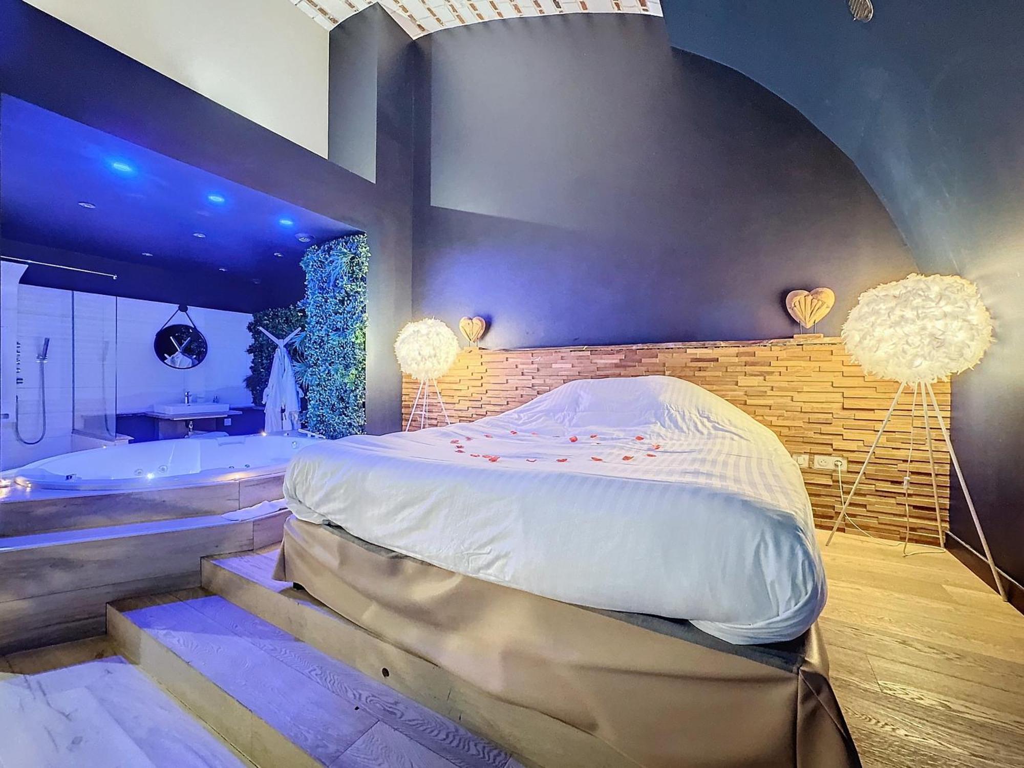 La Parenthese Envoutee Aparthotel Amiens Exterior photo