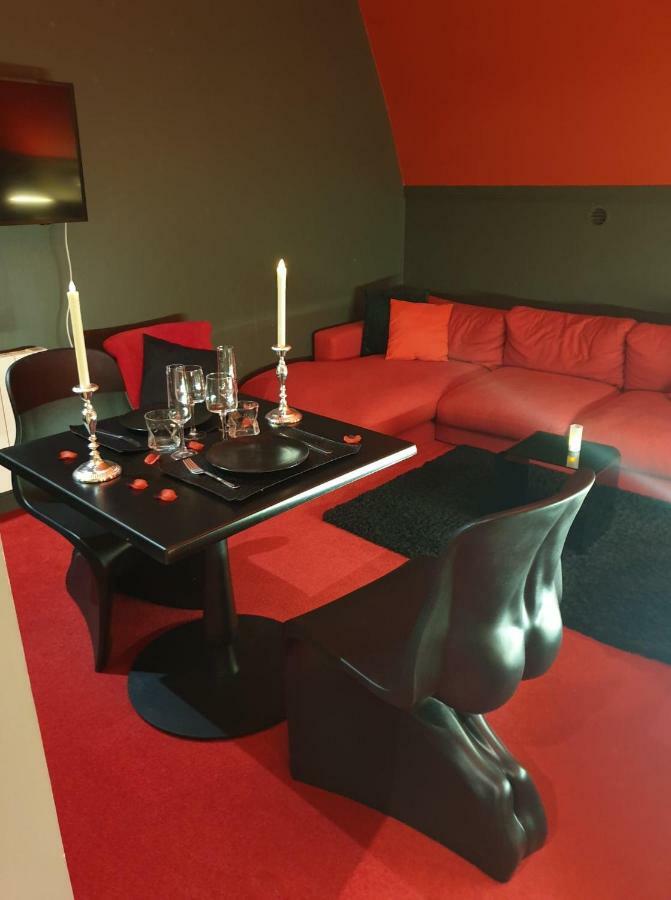 La Parenthese Envoutee Aparthotel Amiens Exterior photo